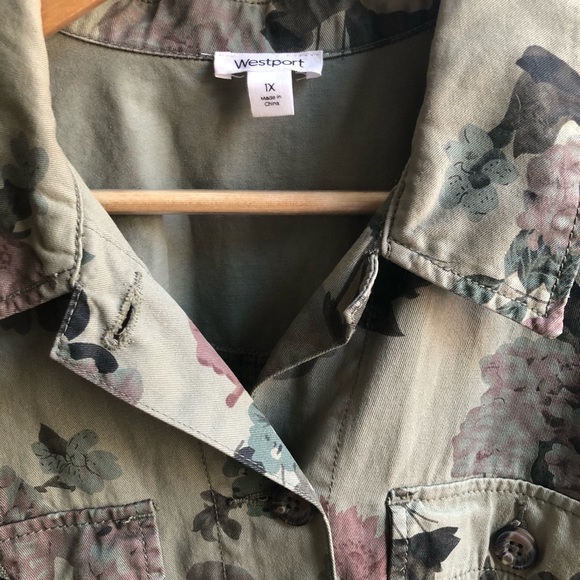 Olive Green & Floral Jacket - Picture 2 of 3